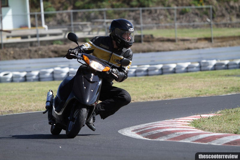 Martin Luther King Junior Rosefarve Flåde Yamaha Jog Tuning - Stage 1 - The Scooter Review