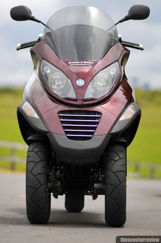 2008 Piaggio MP3 500, Road Test Review