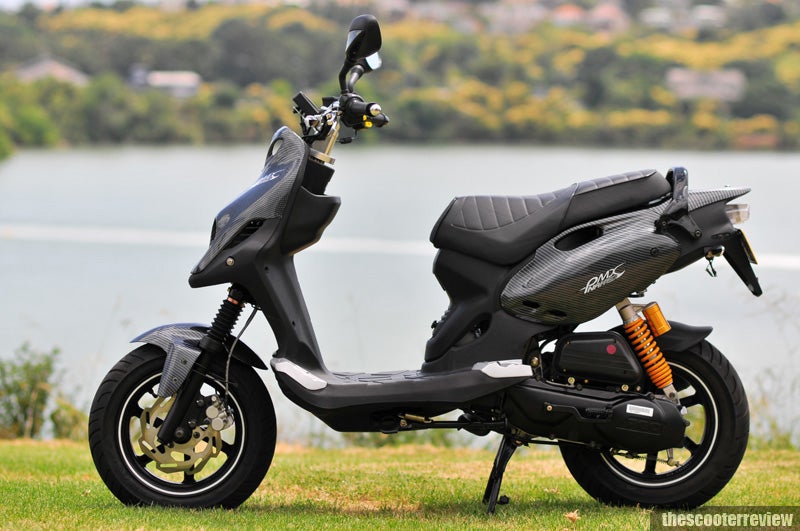 Observere Bonde Indeholde PGO PMX Naked Carbon - The Scooter Review