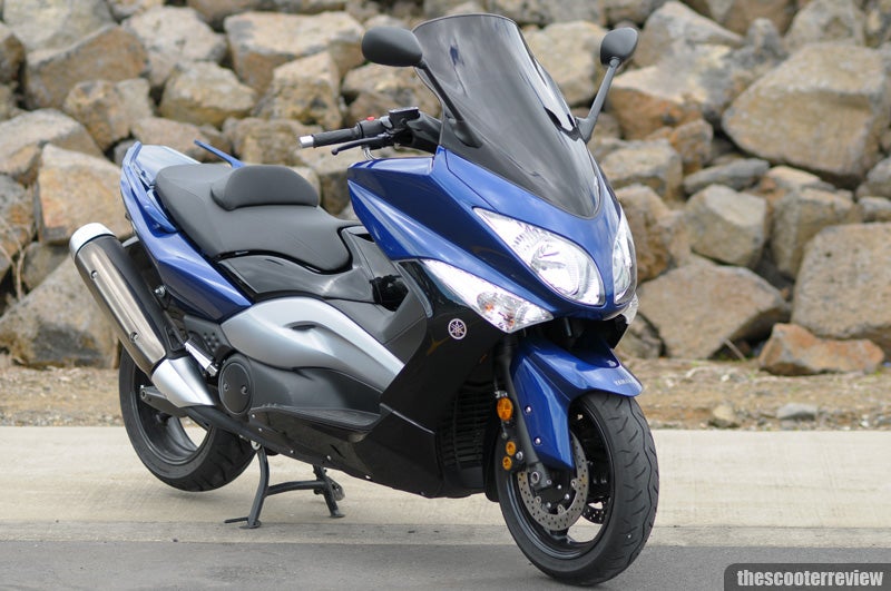 detergente primero patio de recreo Yamaha TMAX - The Scooter Review