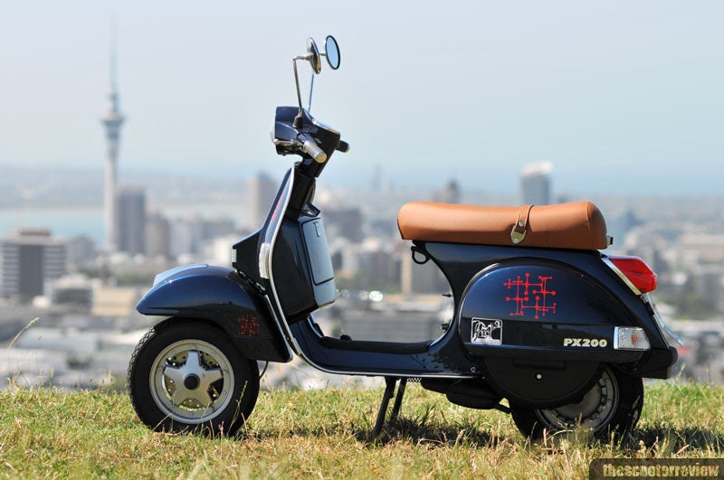 Vespa PX 200 Review - The Scooter Review